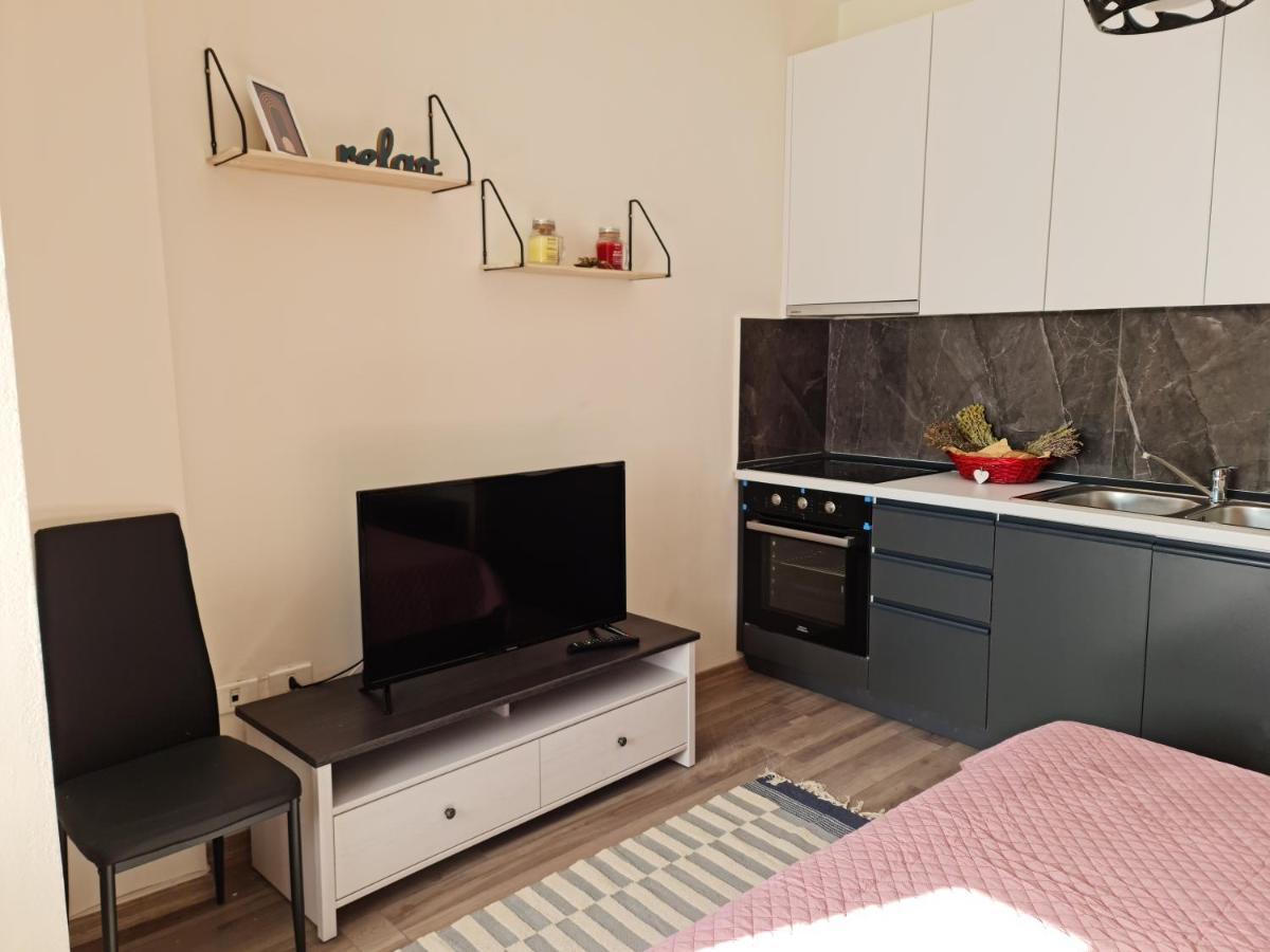 Lovely One Bedroom Studio In Tiranë Eksteriør bilde